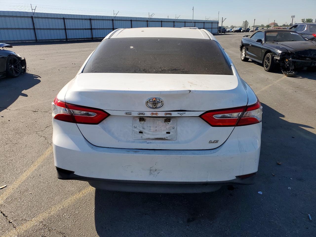 2018 TOYOTA CAMRY