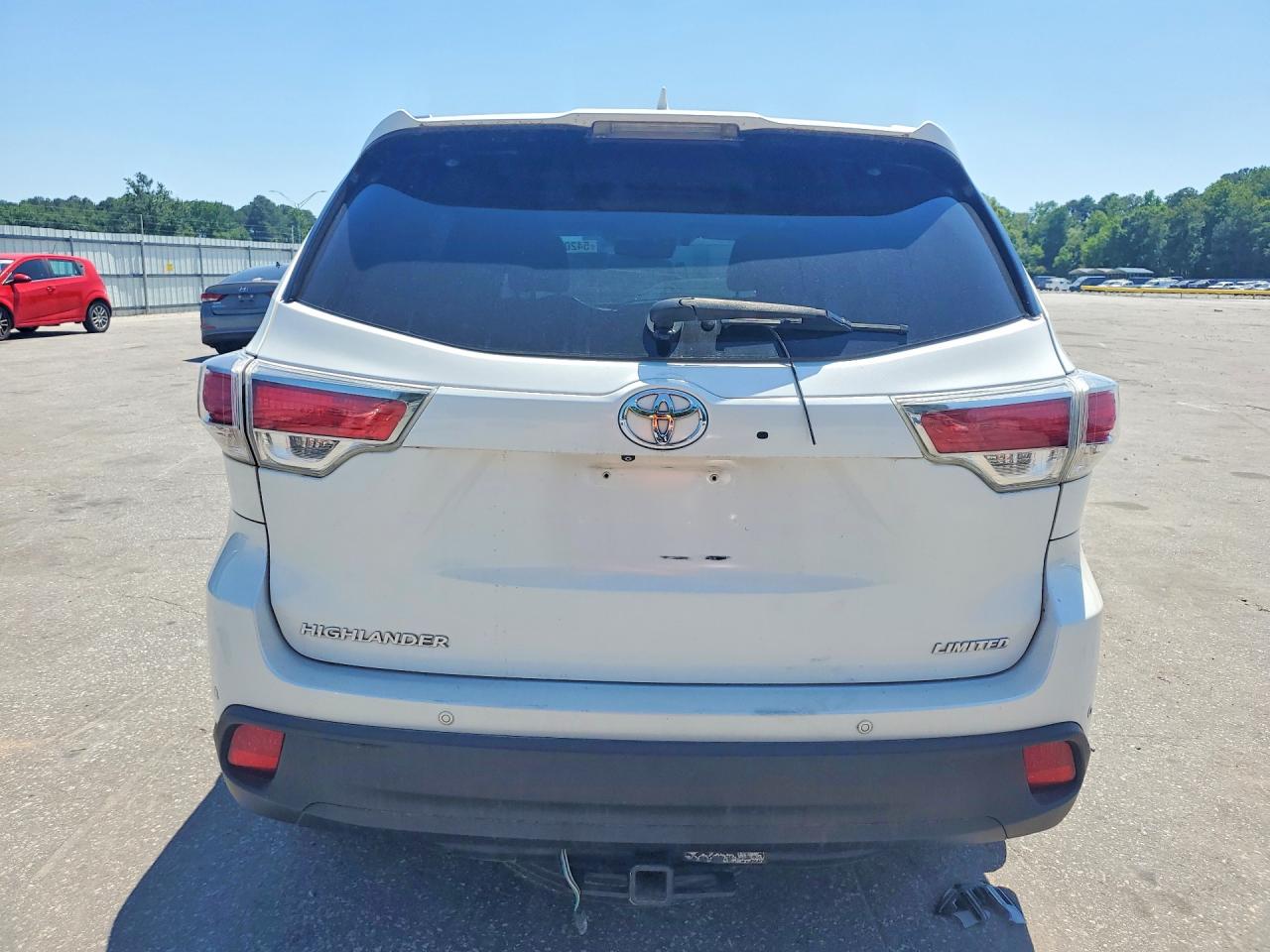 2016 TOYOTA HIGHLANDER