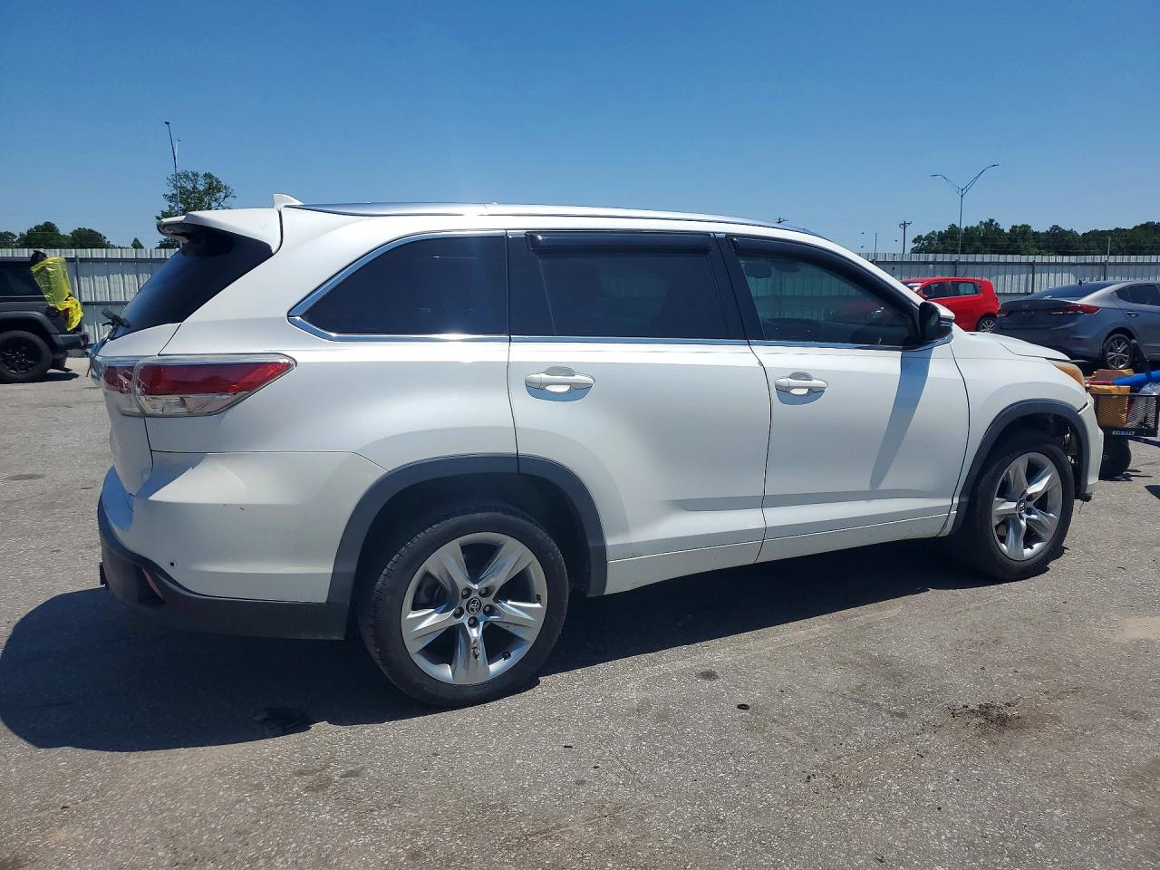 2016 TOYOTA HIGHLANDER