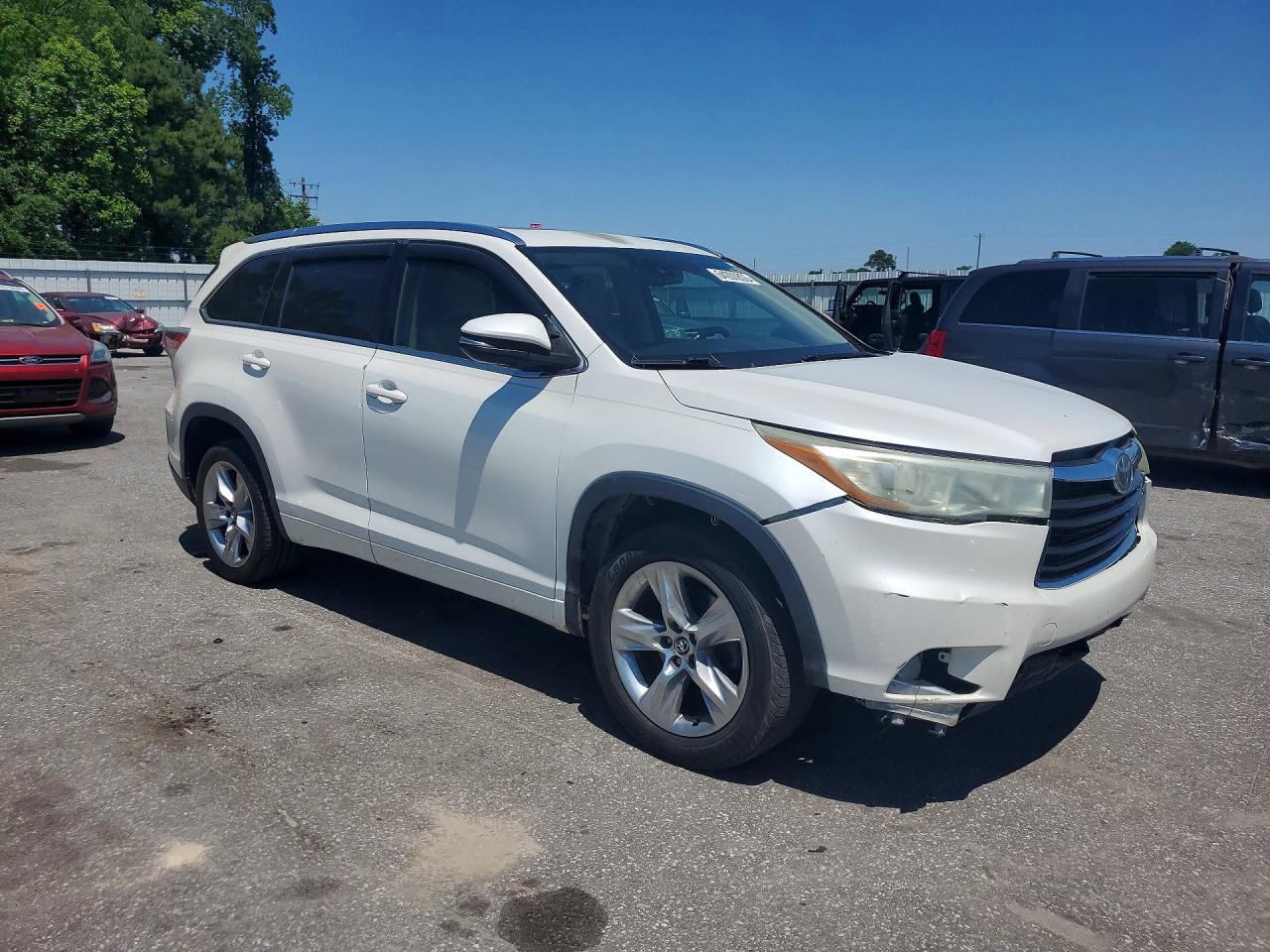 2016 TOYOTA HIGHLANDER