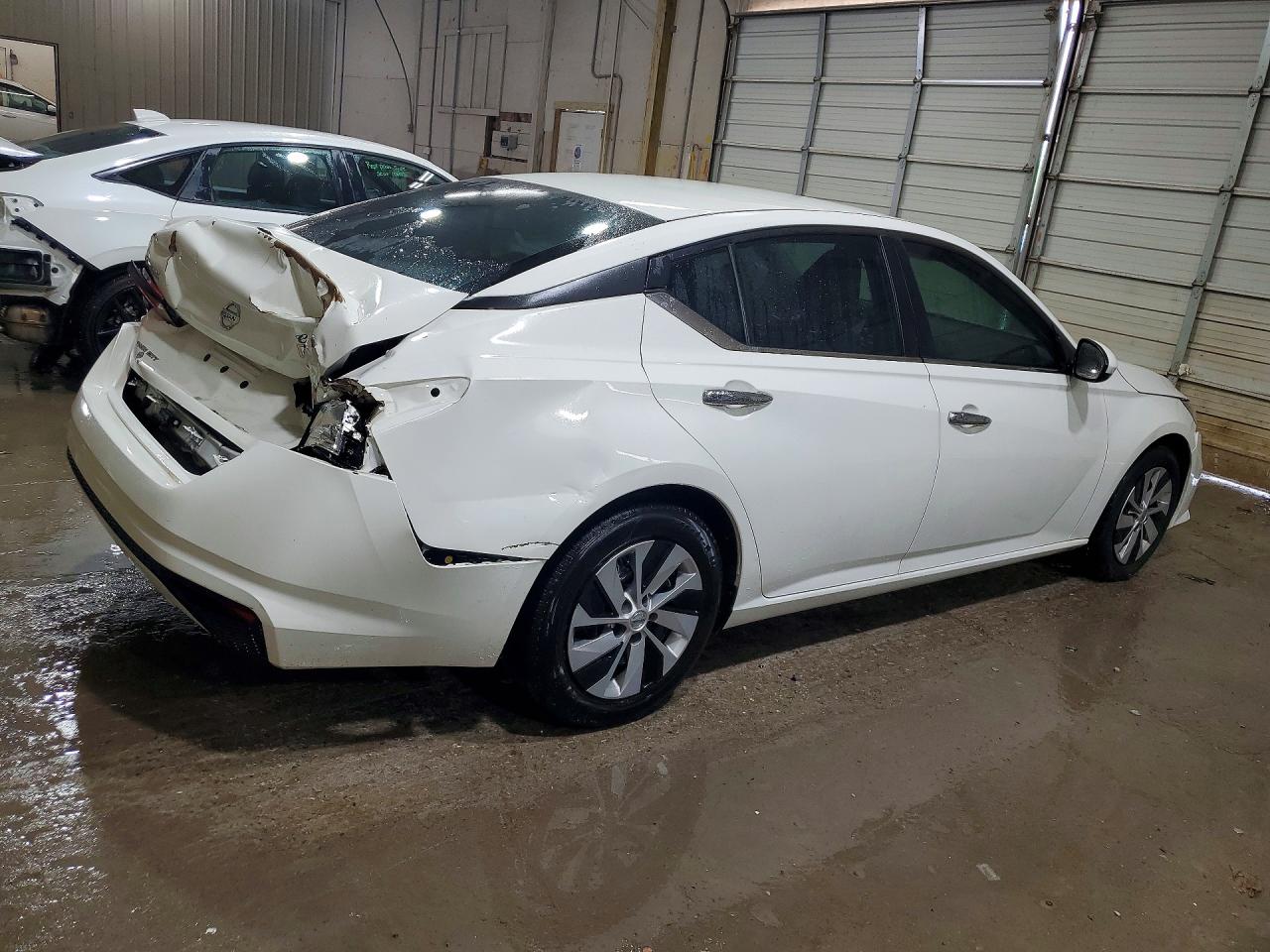 2022 NISSAN ALTIMA
