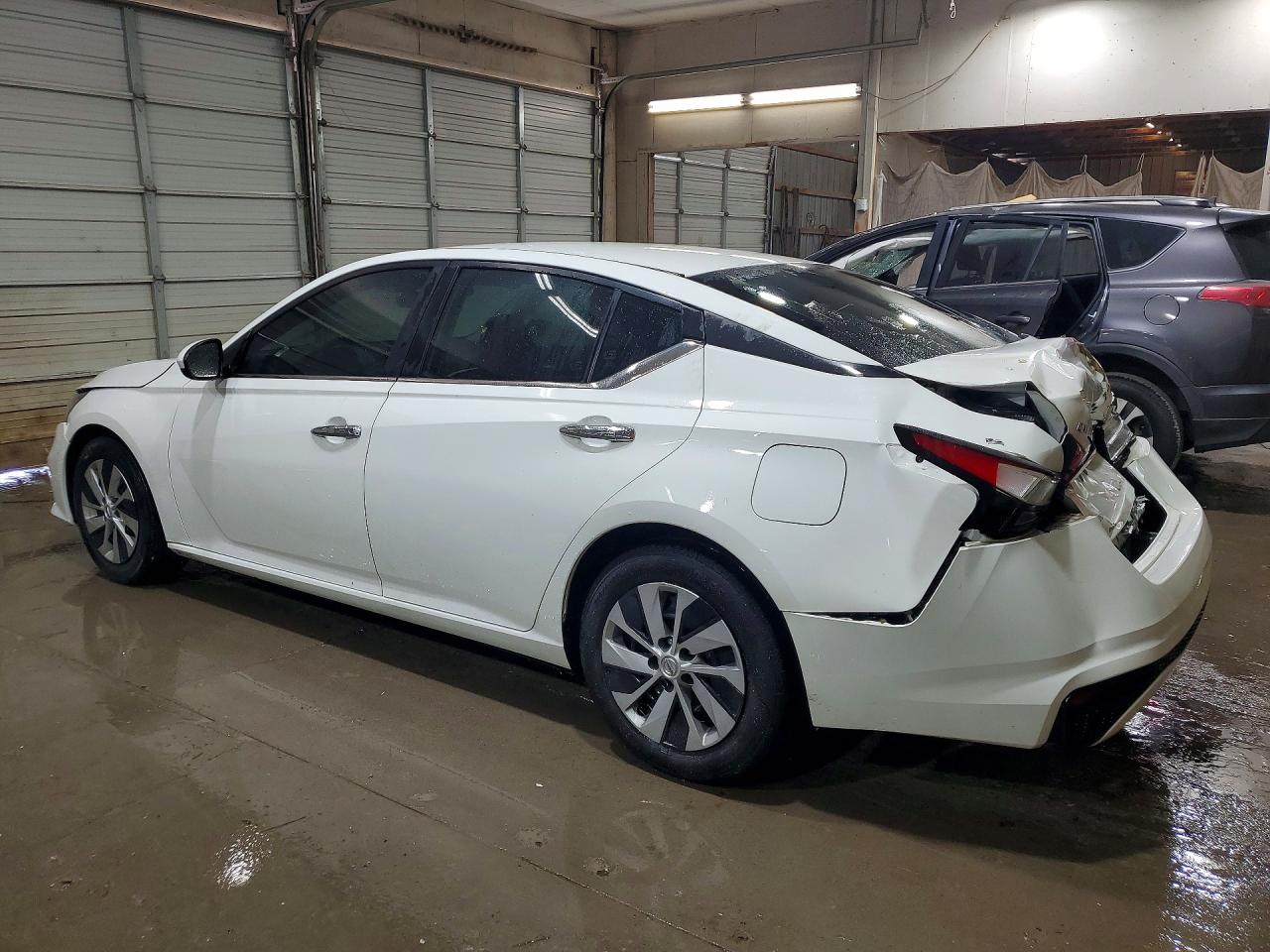 2022 NISSAN ALTIMA