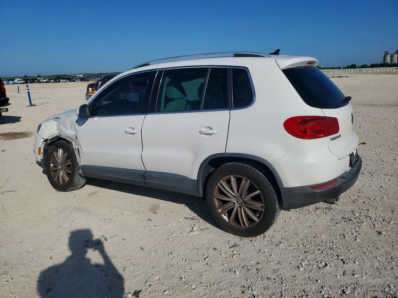 2013 VOLKSWAGEN TIGUAN