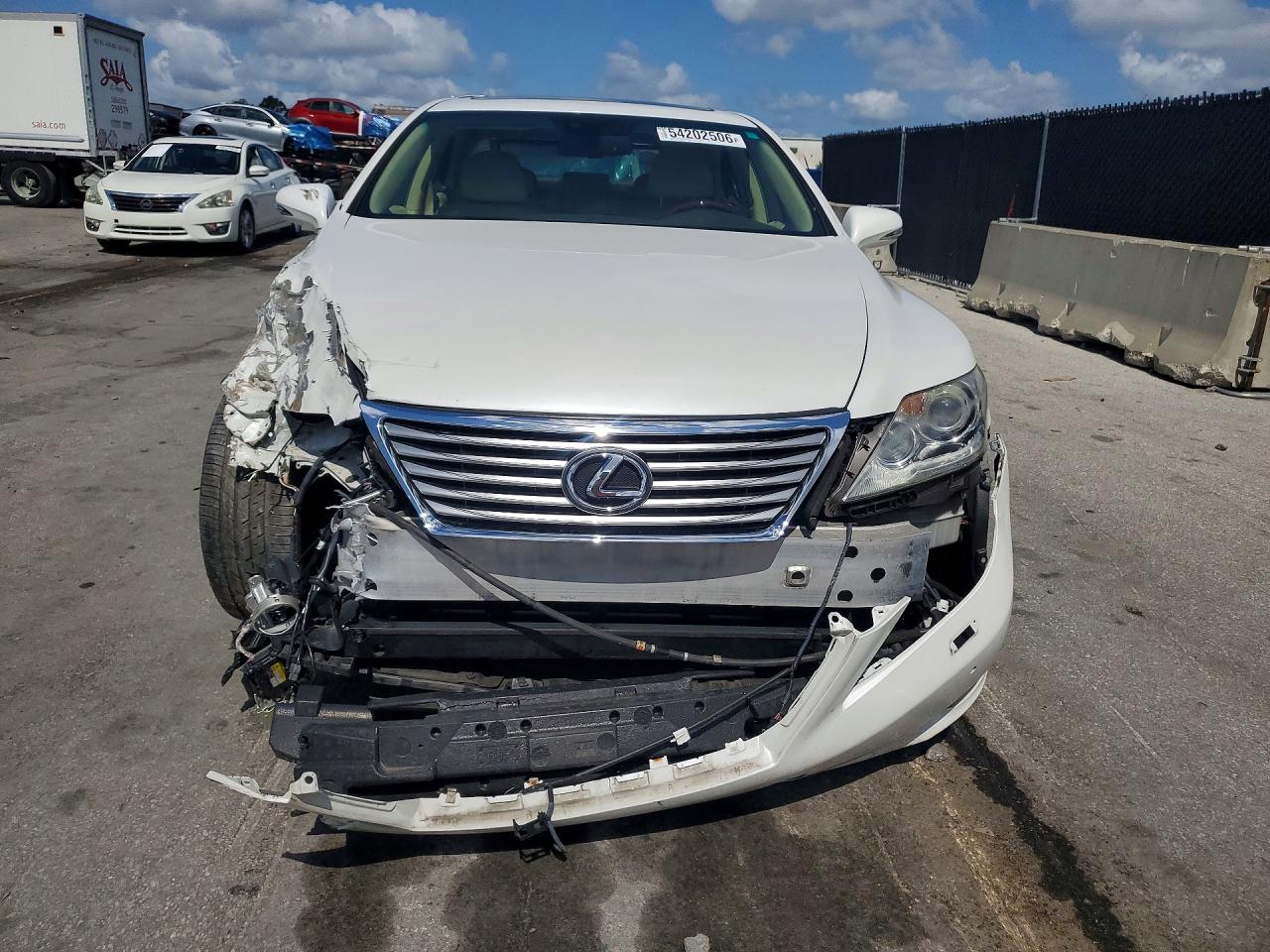 2010 LEXUS LS460