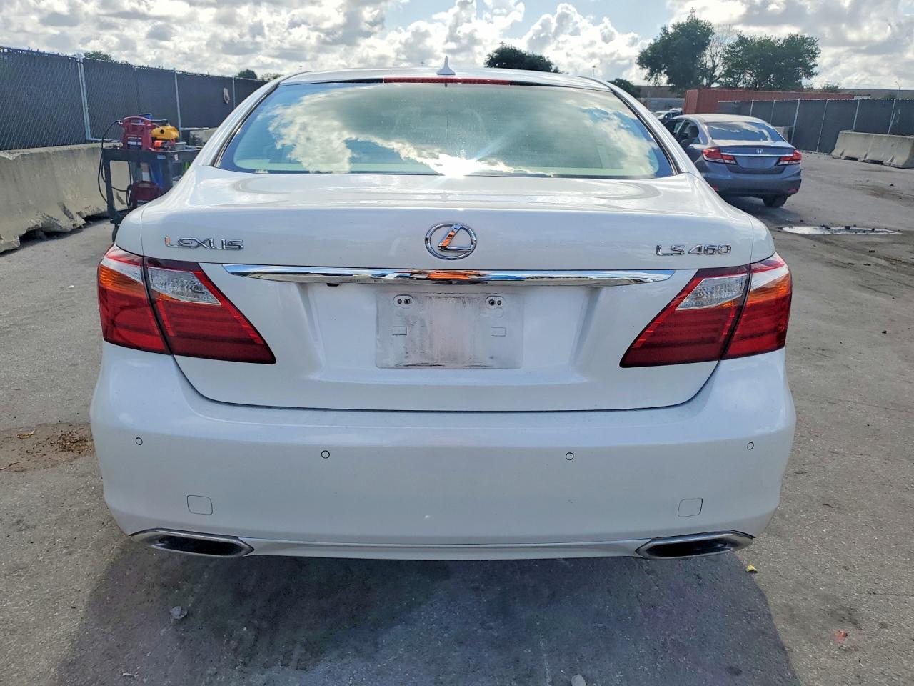 2010 LEXUS LS460
