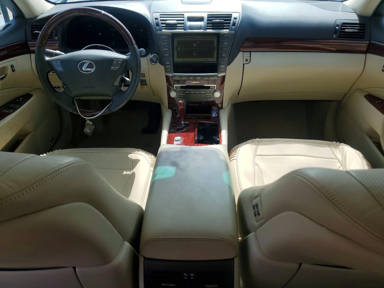 2010 LEXUS LS460