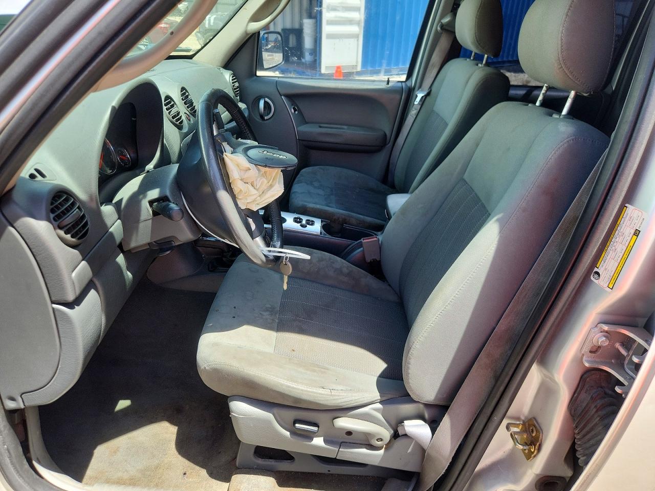 2006 JEEP LIBERTY