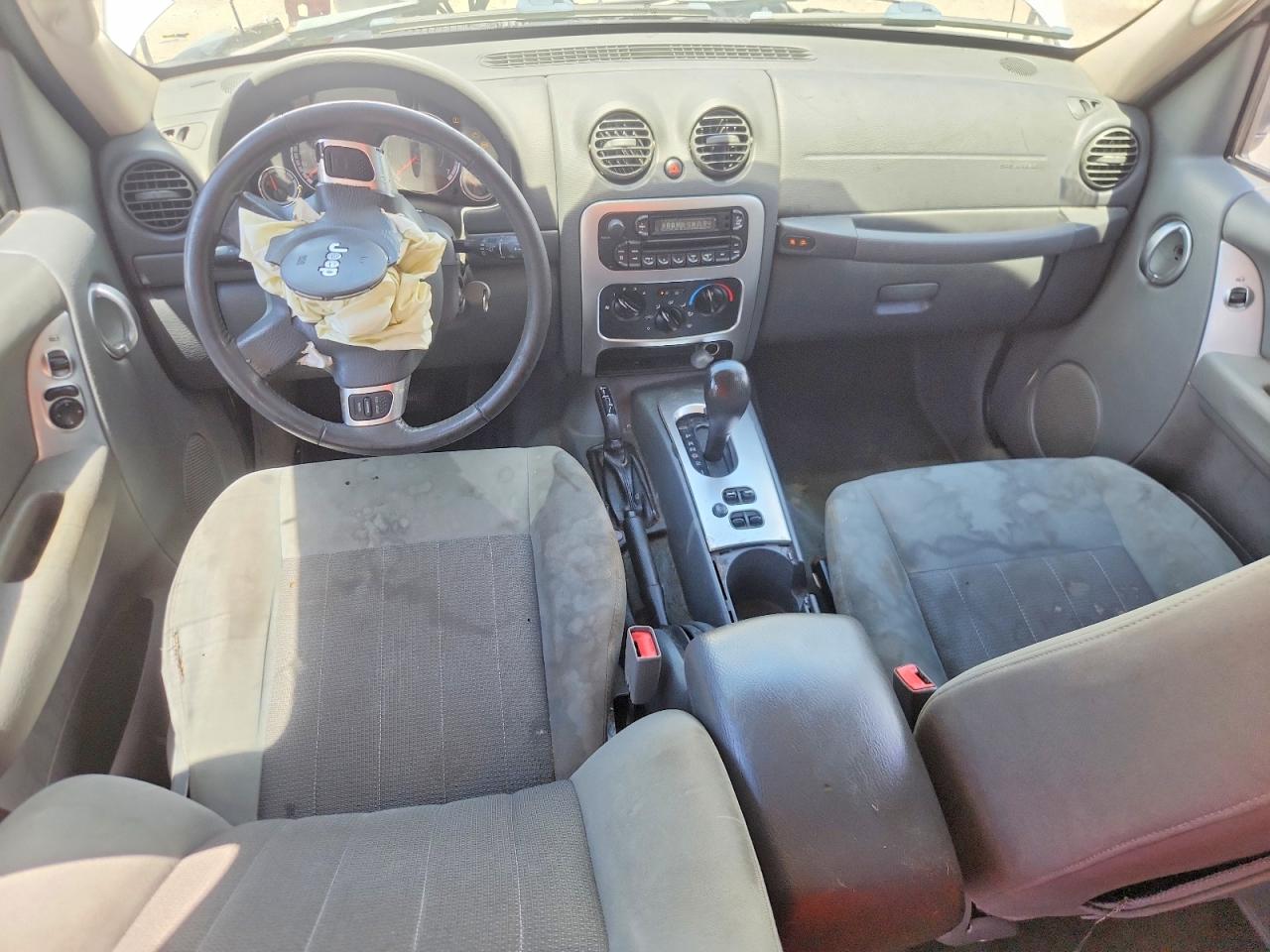 2006 JEEP LIBERTY