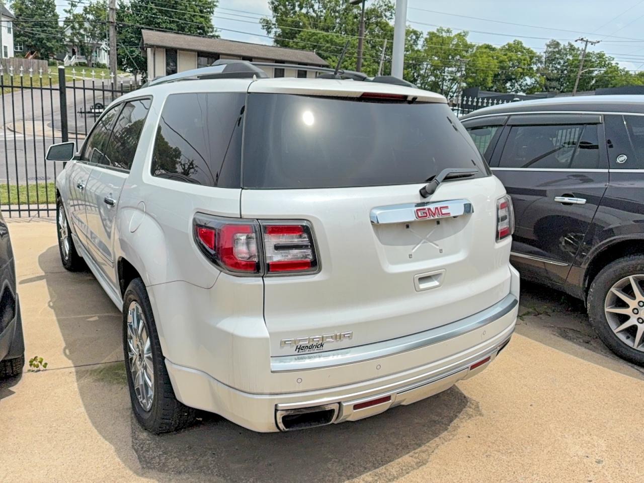 2016 GMC ACADIA DEN