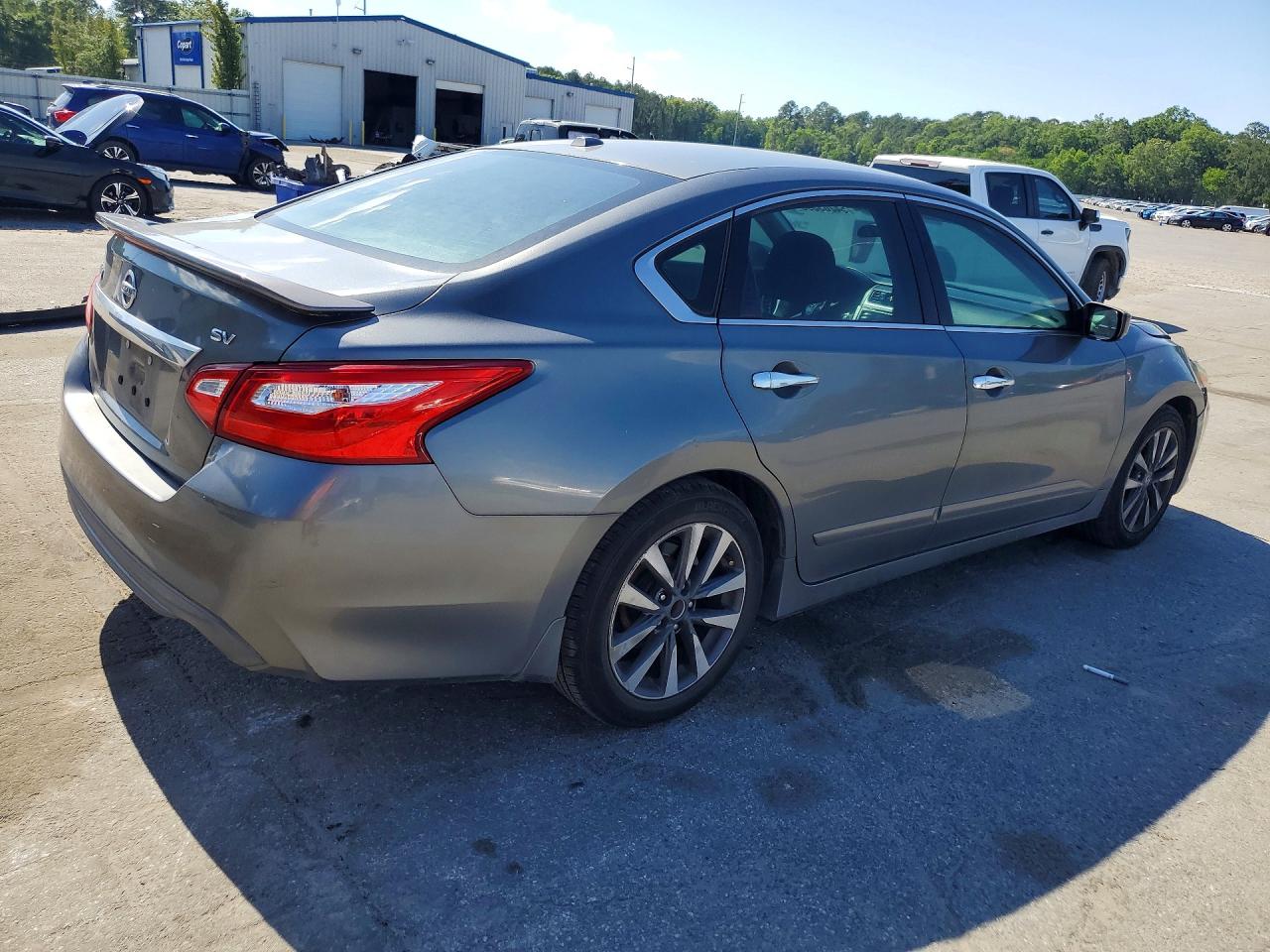 2017 NISSAN ALTIMA
