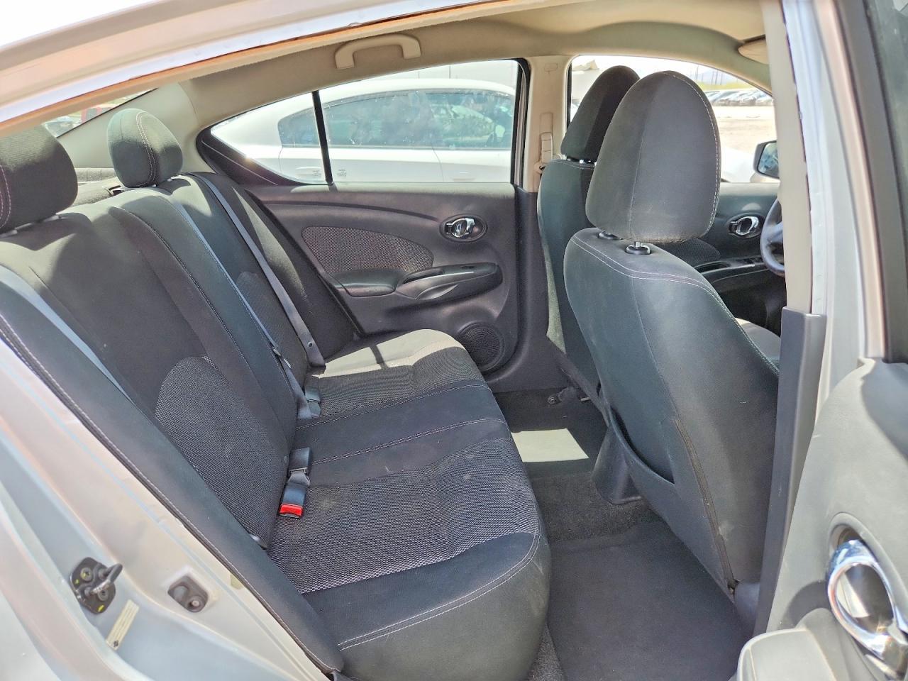 2016 NISSAN VERSA