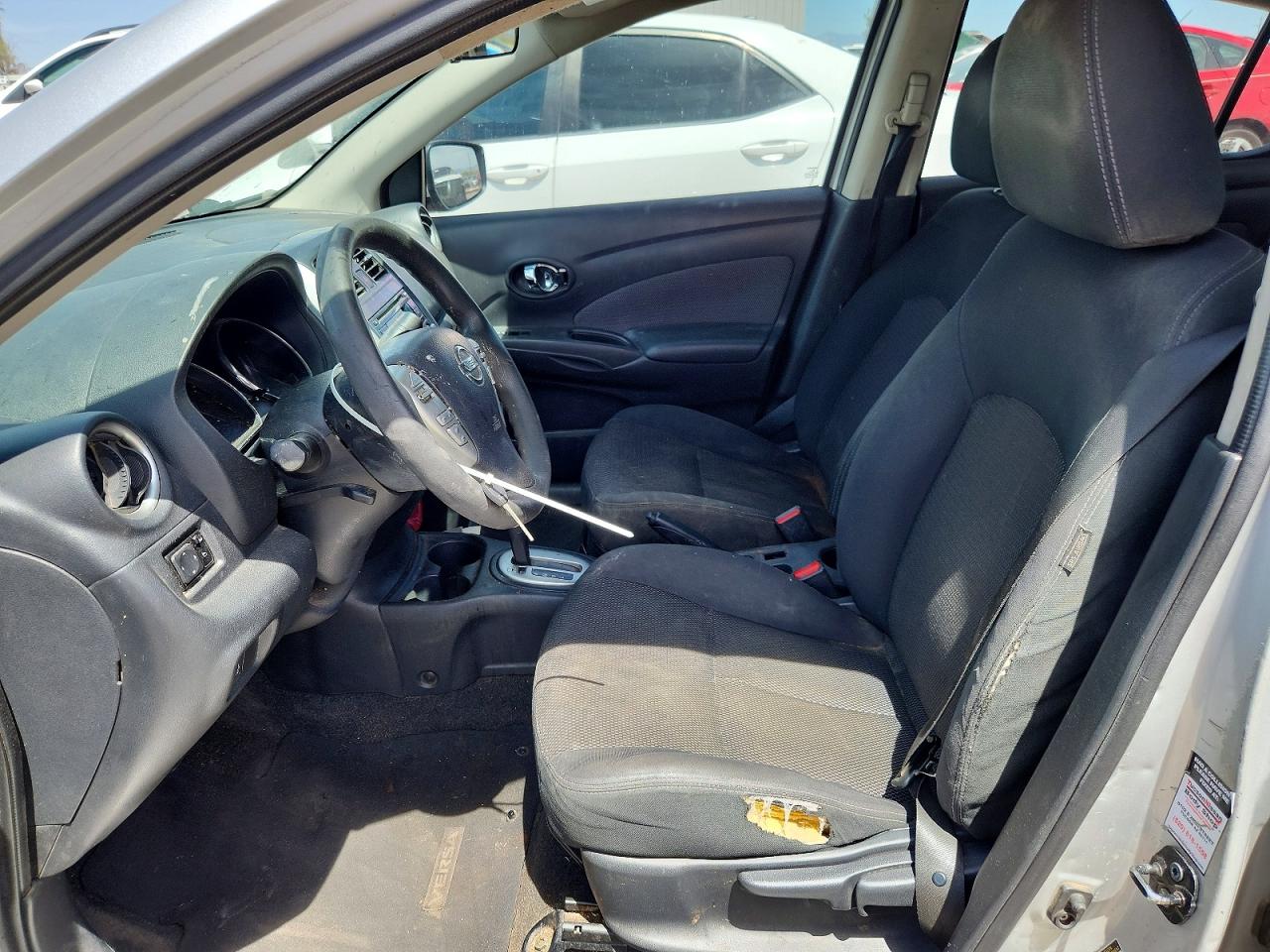 2016 NISSAN VERSA