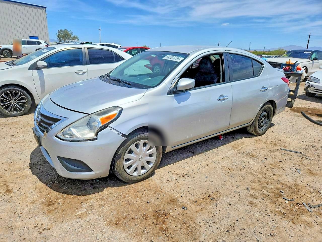 2016 NISSAN VERSA