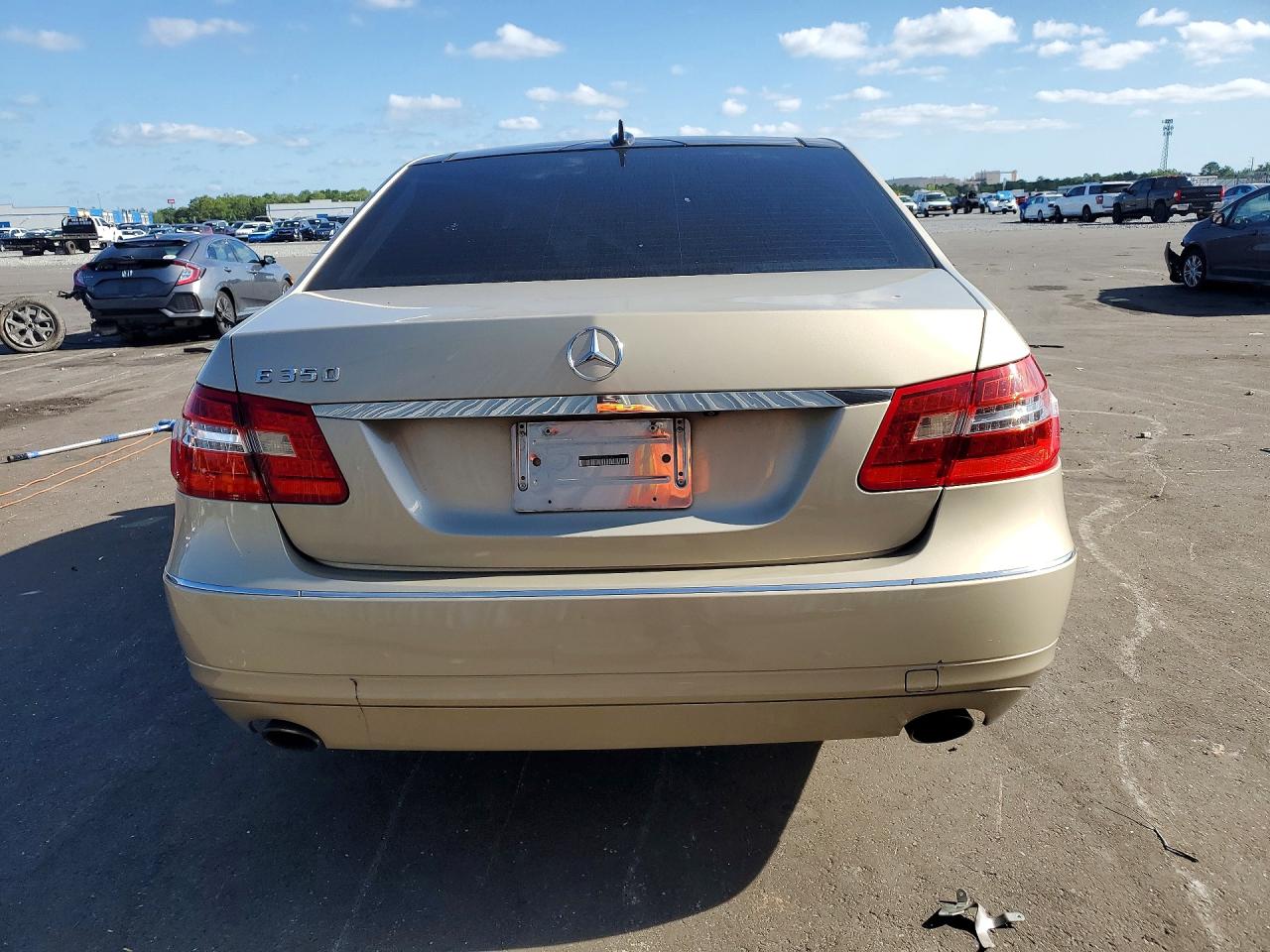2010 MERCEDES-BENZ E-CLASS