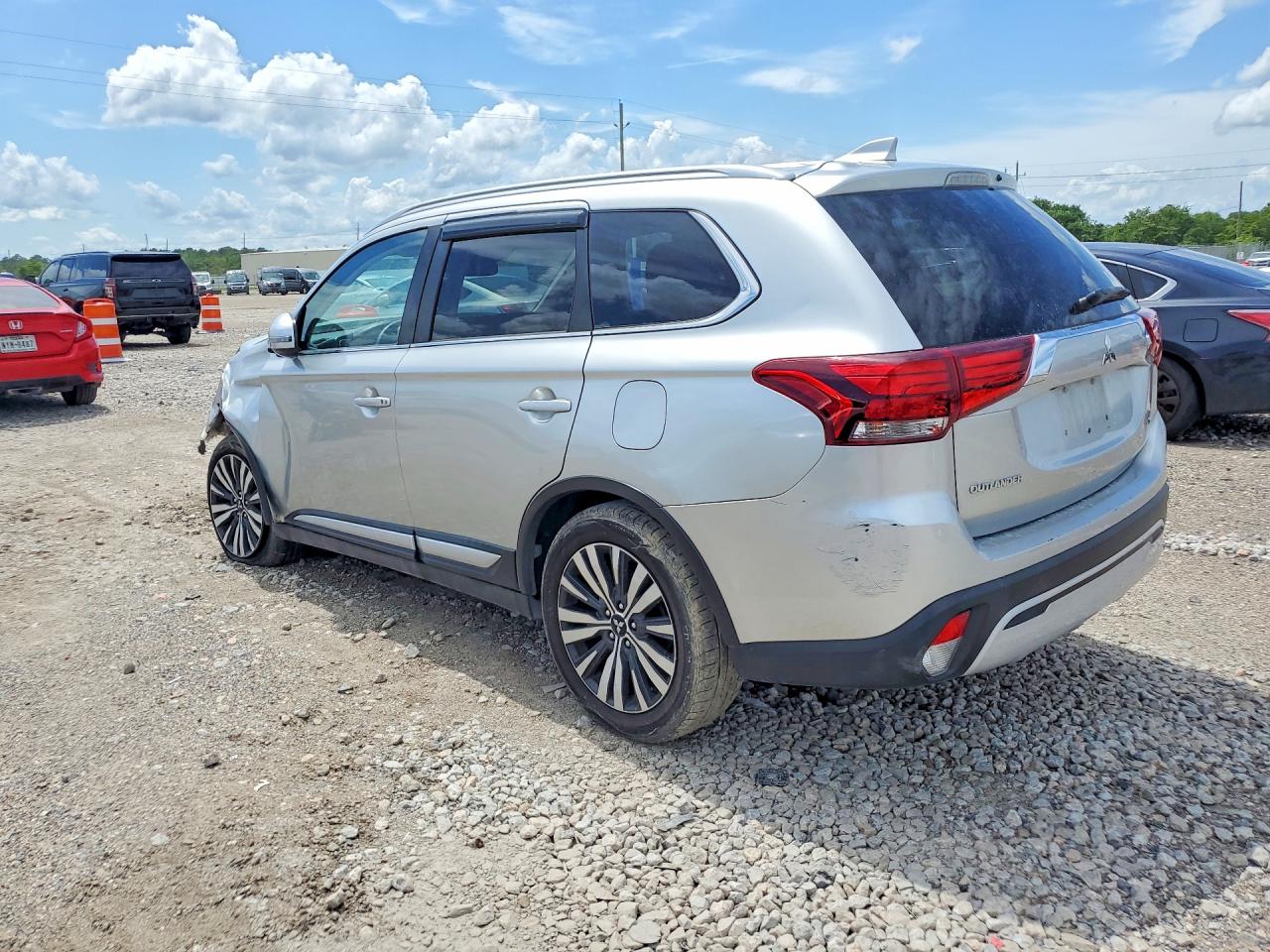 2020 MITSUBISHI OUTLANDER
