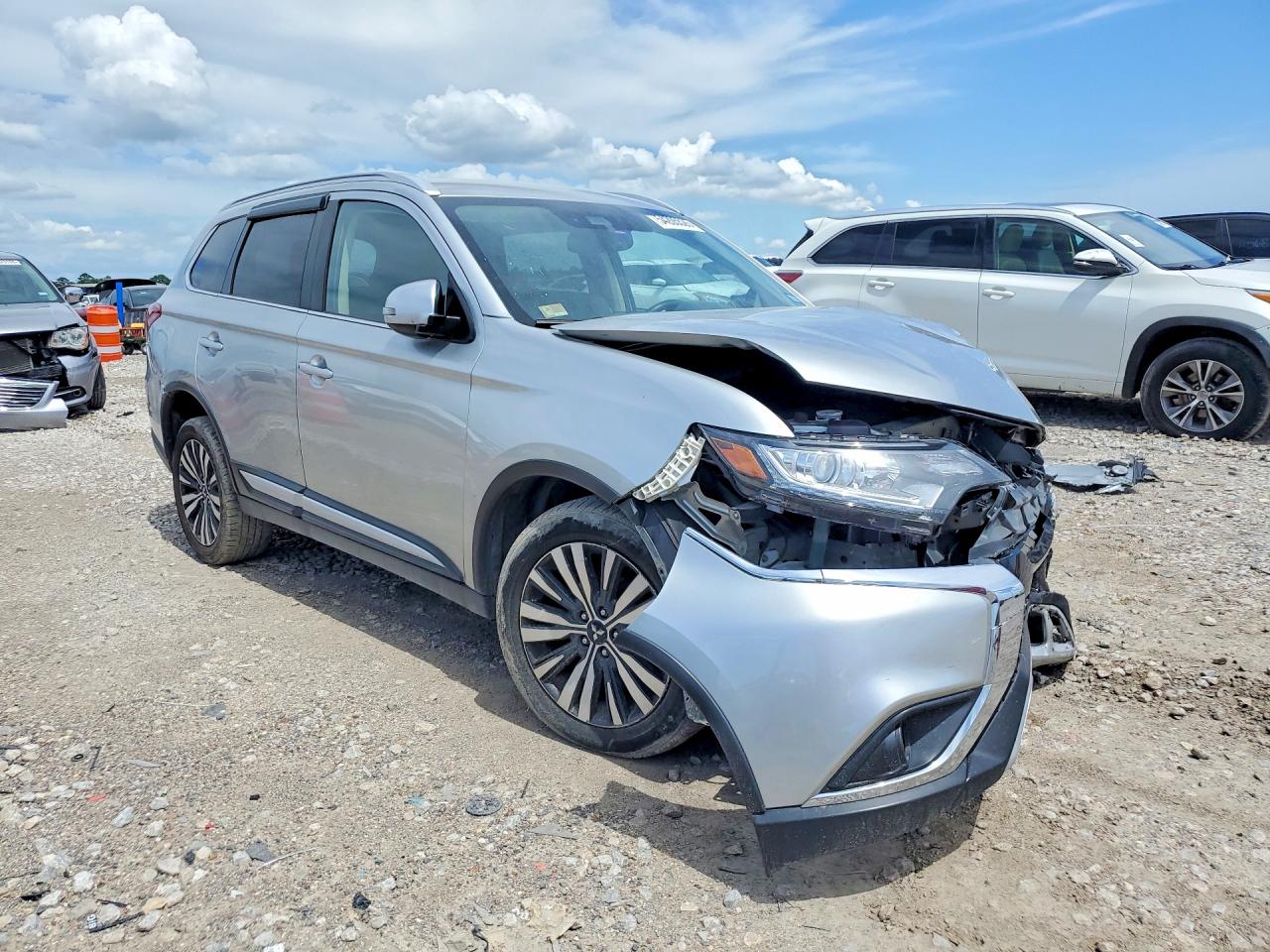 2020 MITSUBISHI OUTLANDER