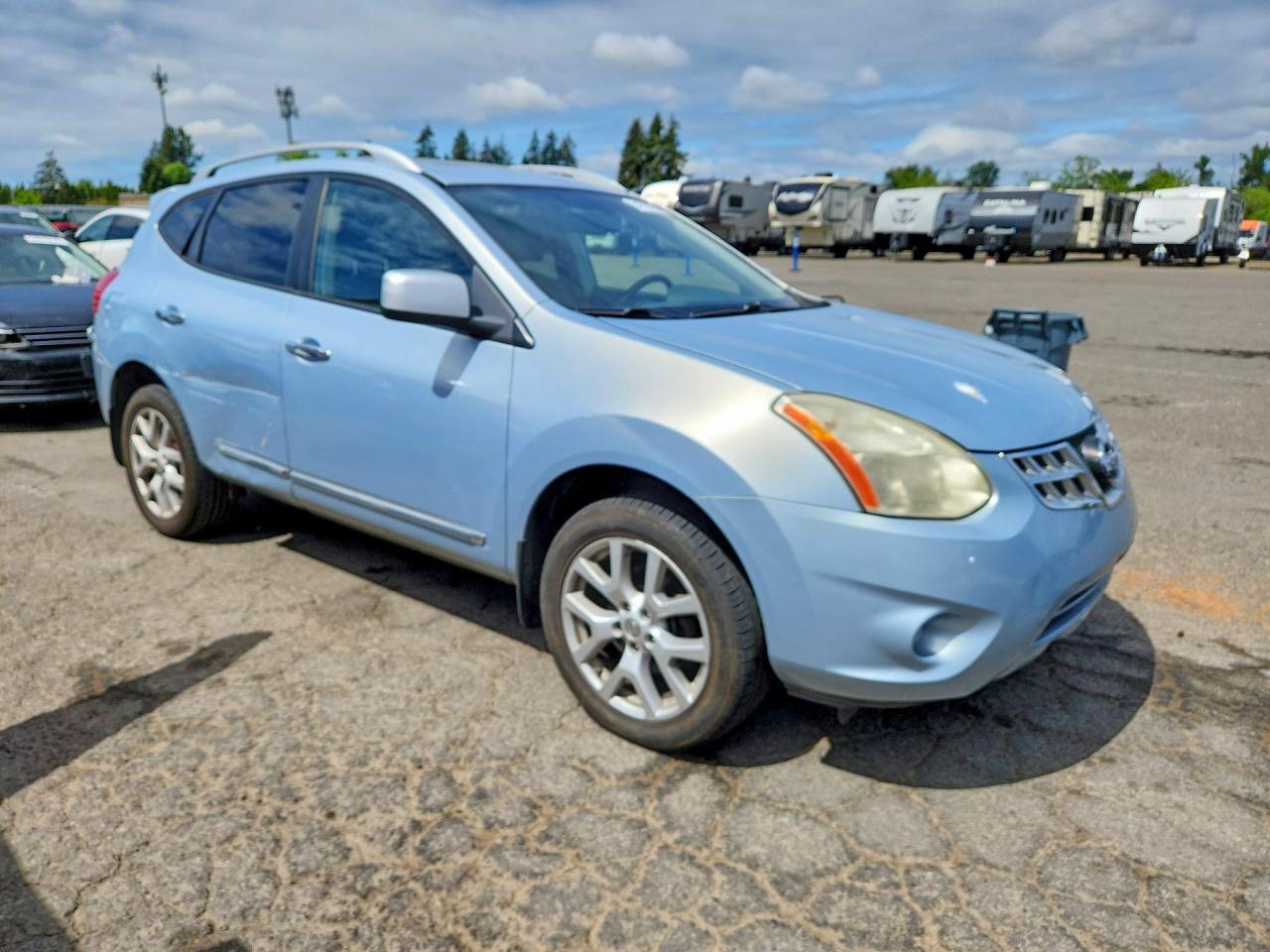 2013 NISSAN ROGUE
