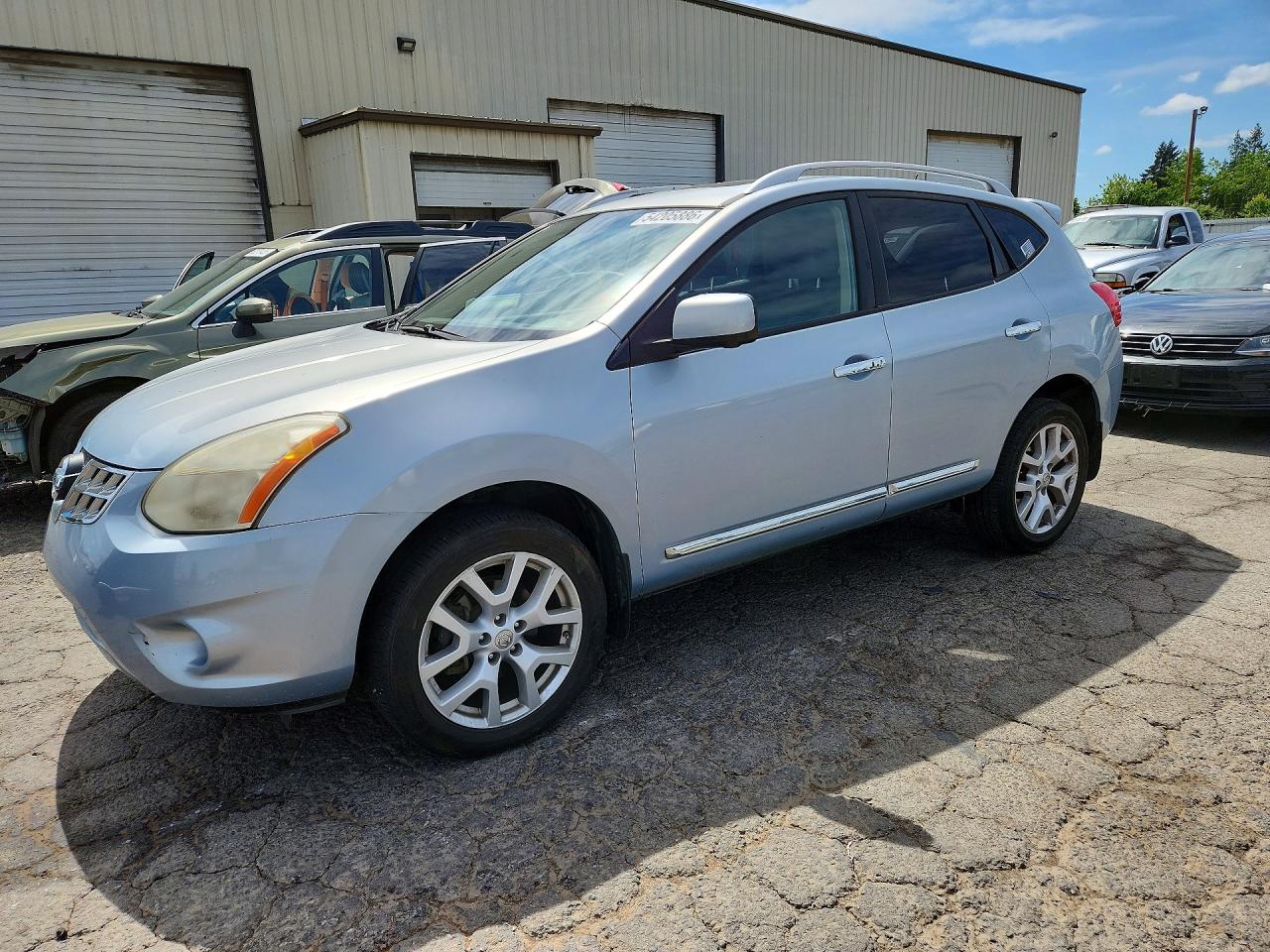 2013 NISSAN ROGUE