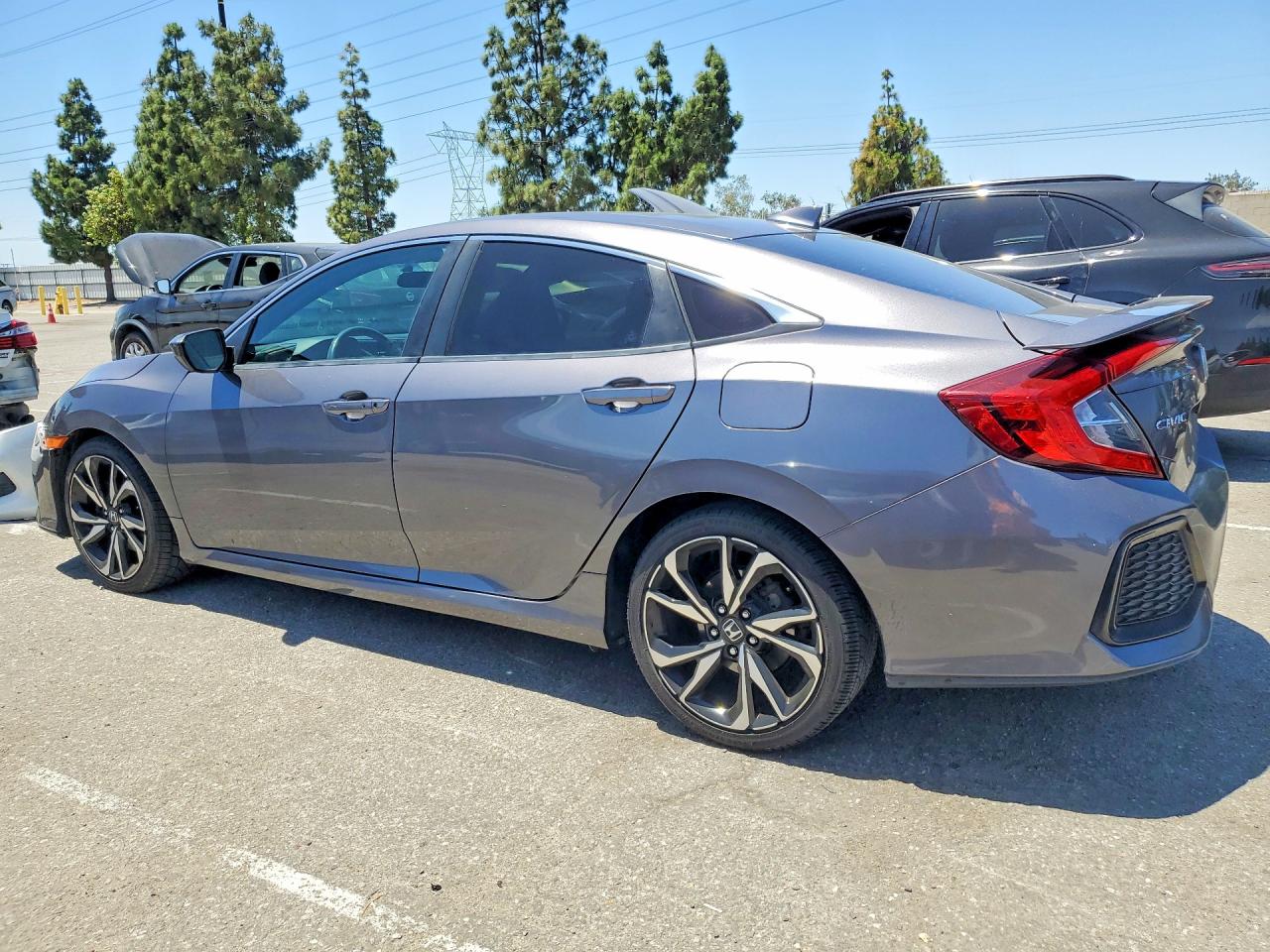 2018 HONDA CIVIC