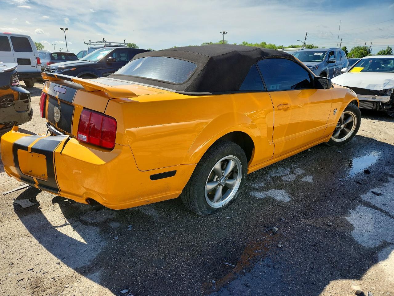 2009 FORD MUSTANG