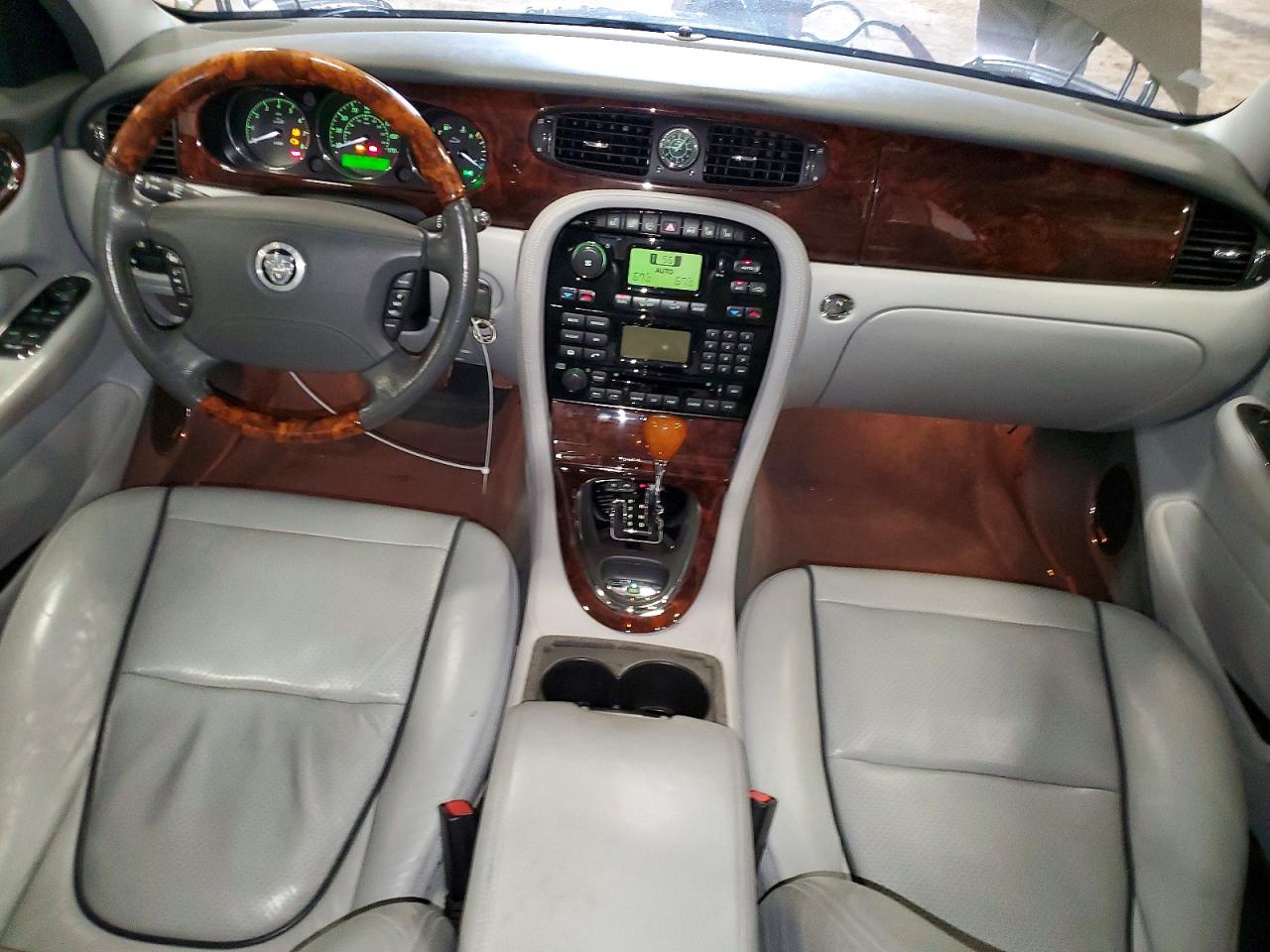 2008 JAGUAR XJ8