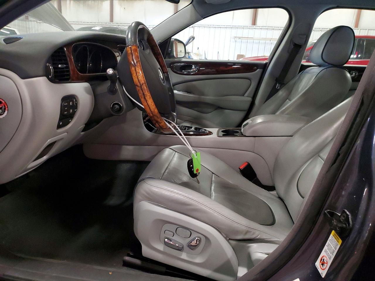 2008 JAGUAR XJ8