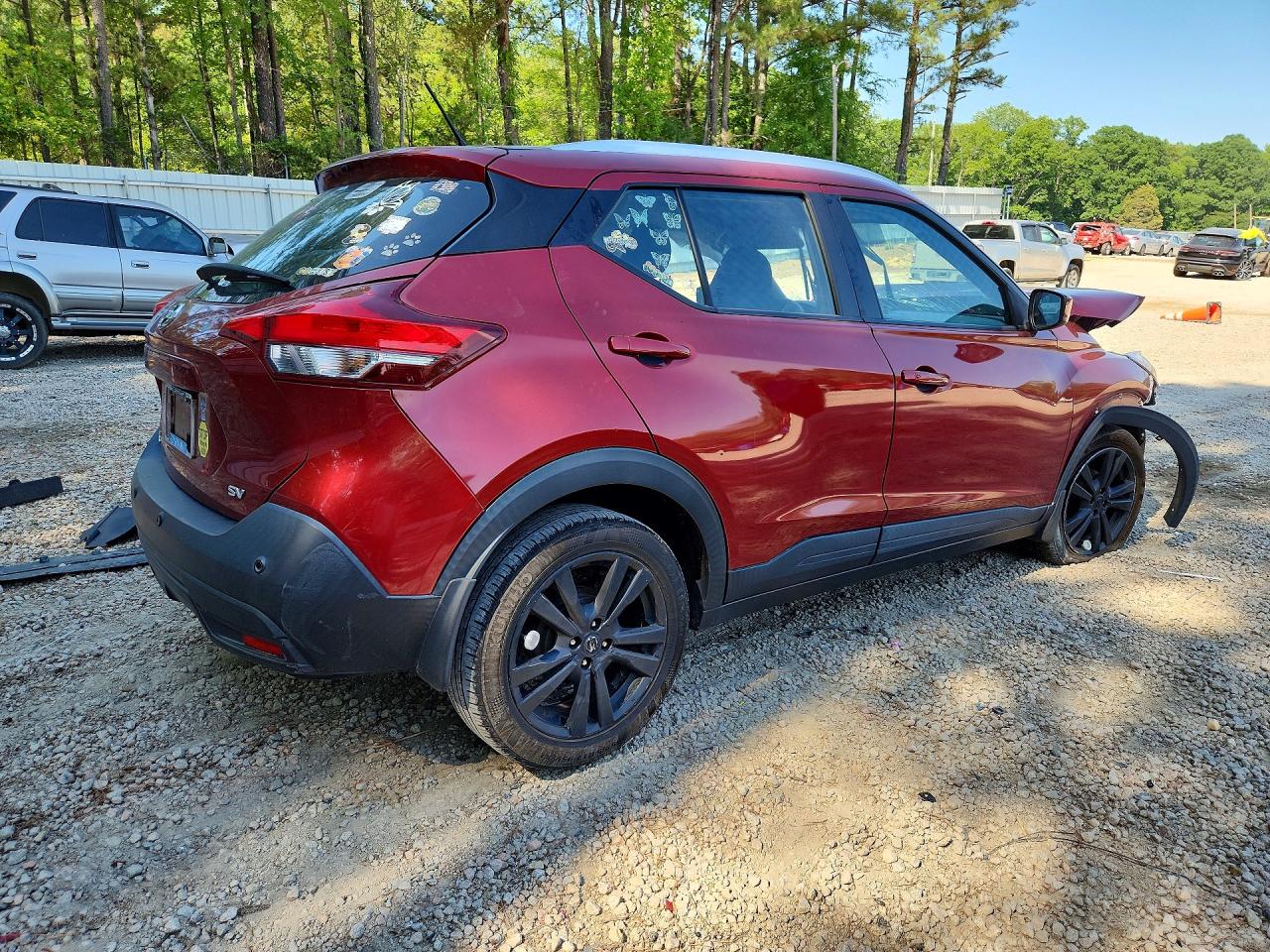 2020 NISSAN KICKS