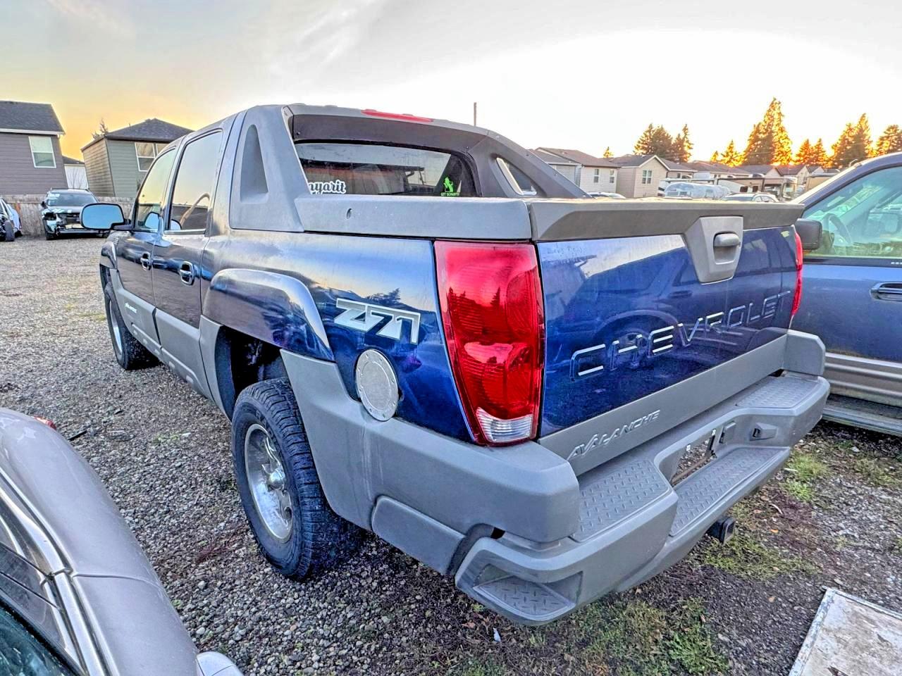 2002 CHEVROLET AVALANCHE