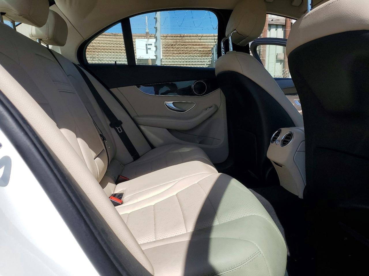 2016 MERCEDES-BENZ C-CLASS