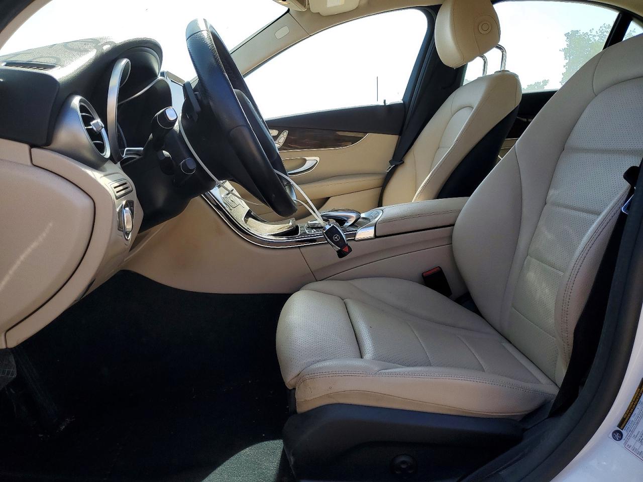 2016 MERCEDES-BENZ C-CLASS