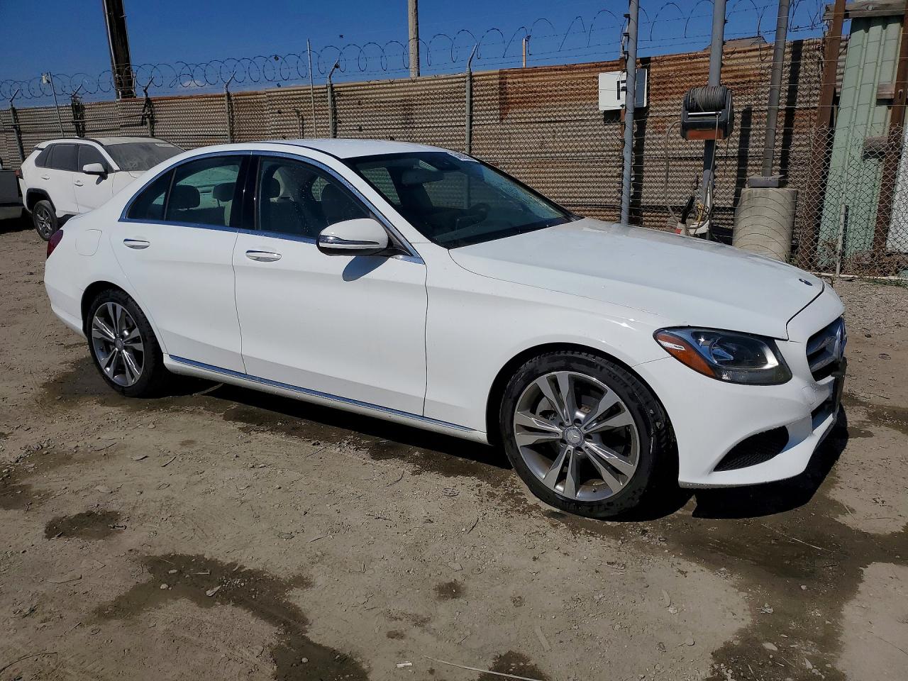 2016 MERCEDES-BENZ C-CLASS