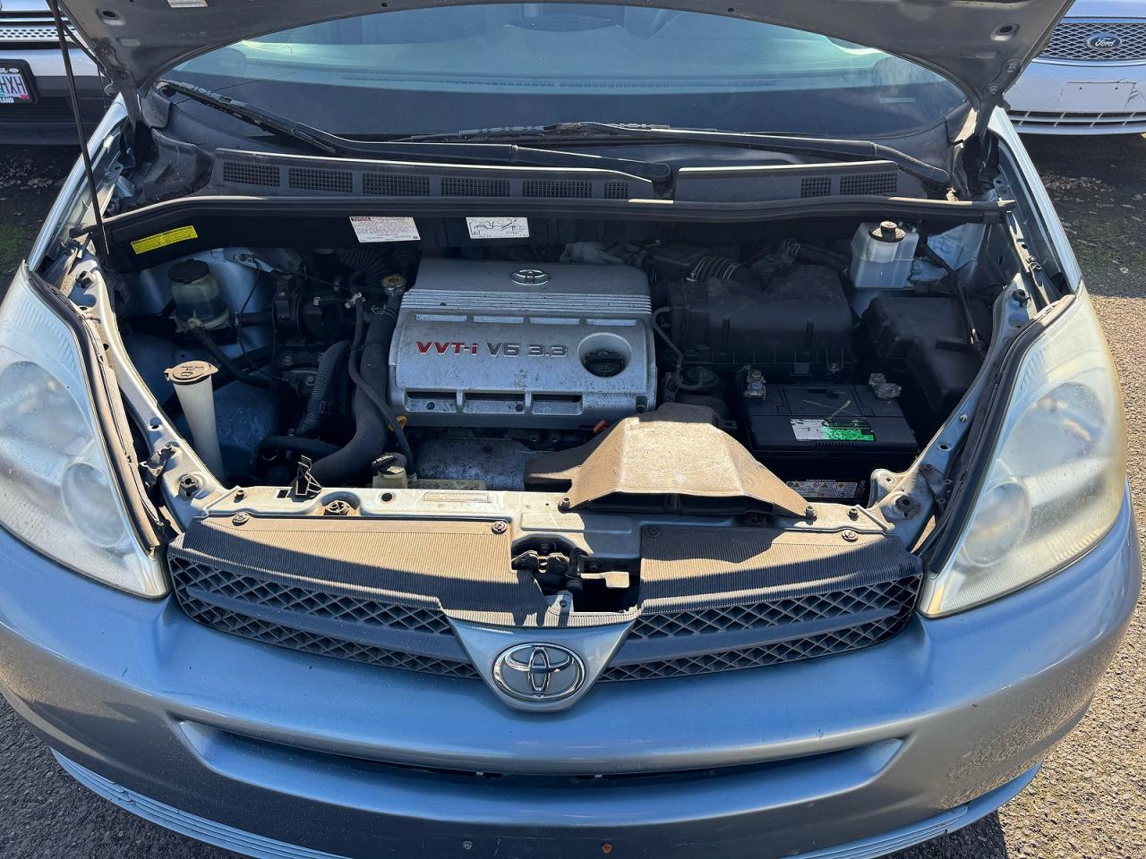 2004 TOYOTA SIENNA