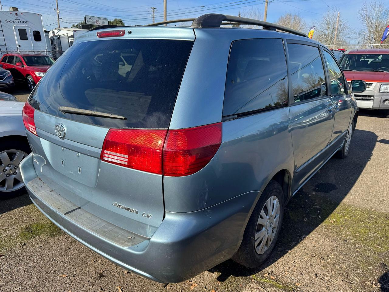 2004 TOYOTA SIENNA