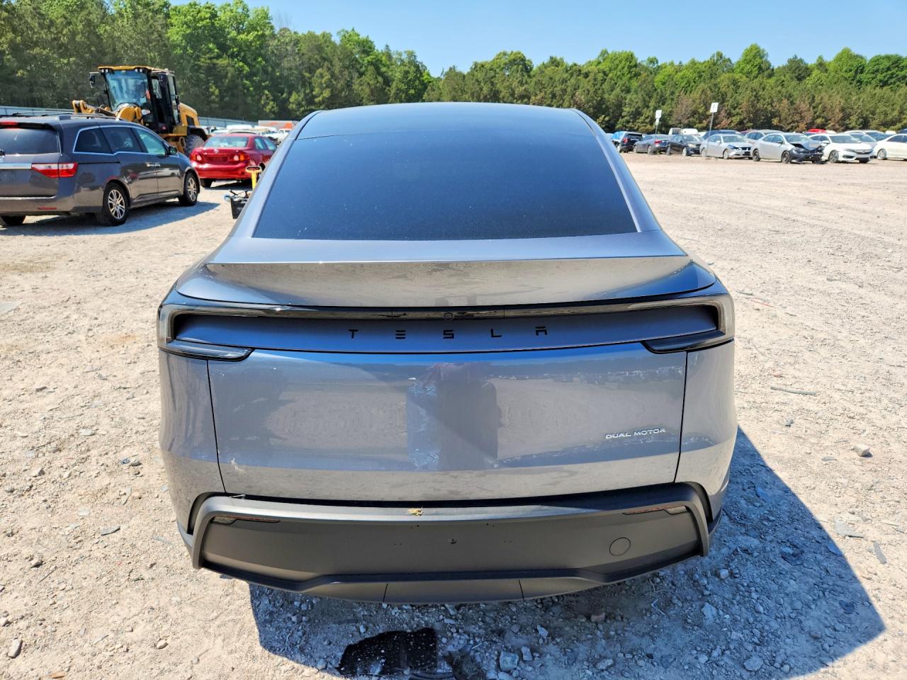 2026 TESLA MODEL Y