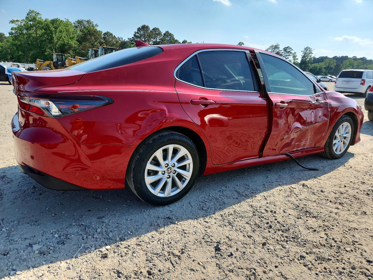 2024 TOYOTA CAMRY