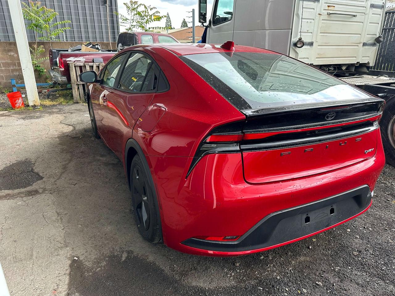 2025 TOYOTA PRIUS