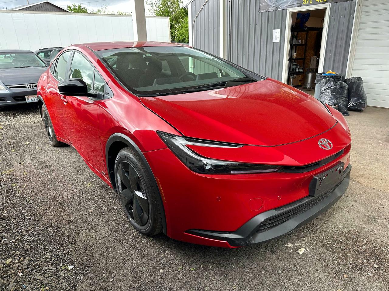 2025 TOYOTA PRIUS