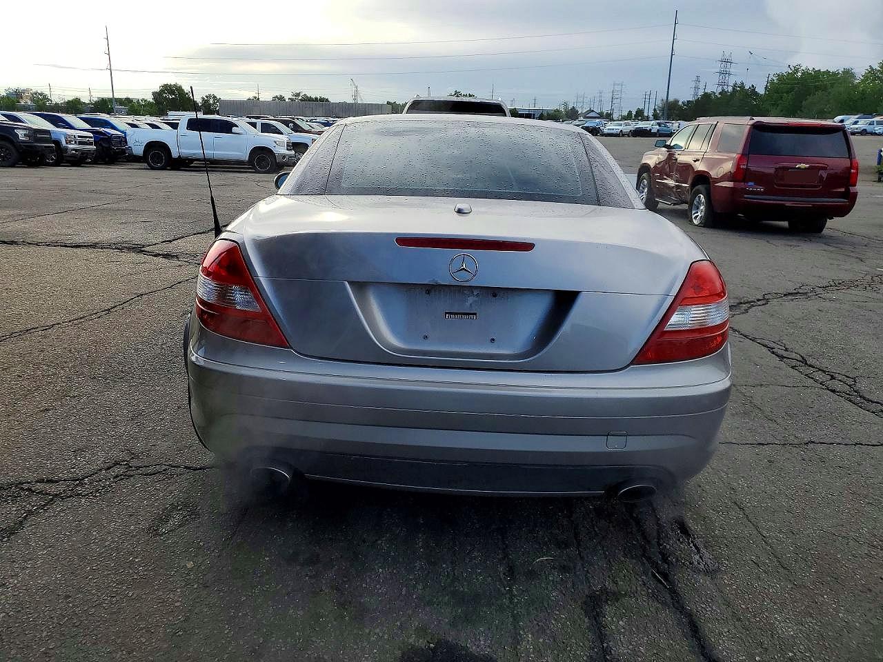2006 MERCEDES-BENZ SLK-CLASS