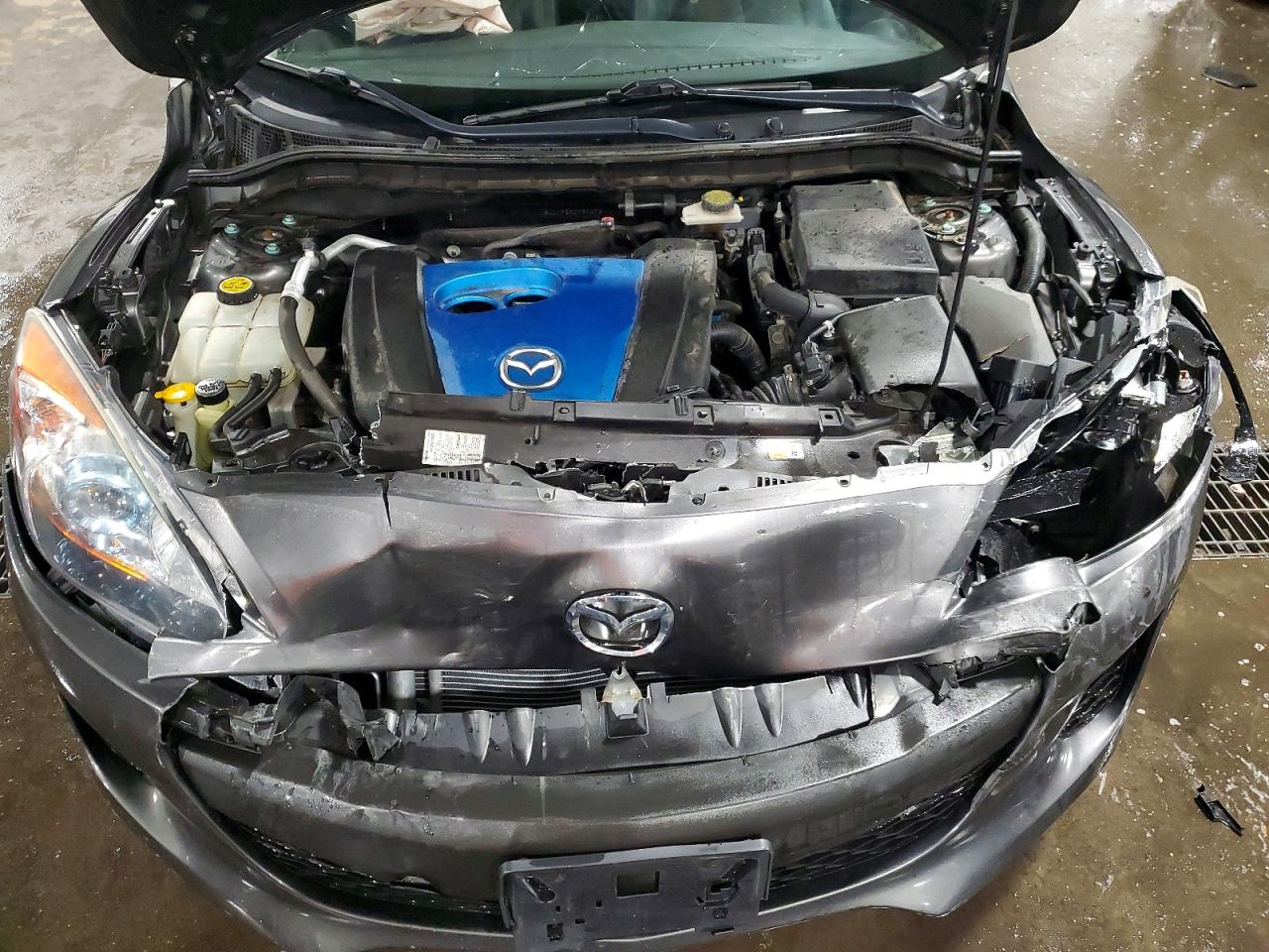 2013 MAZDA 3