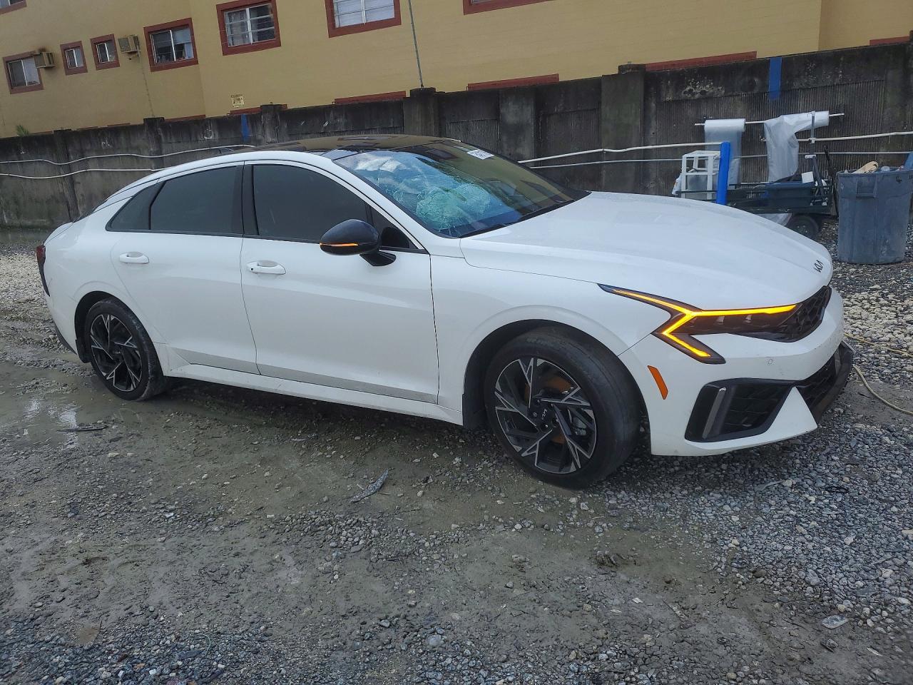 2025 KIA K5