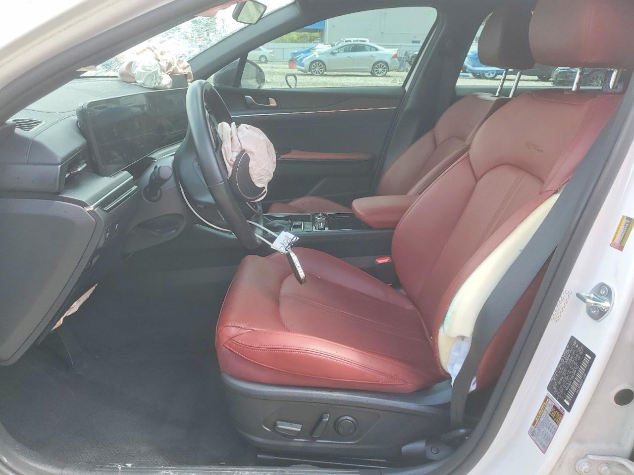 2025 KIA K5