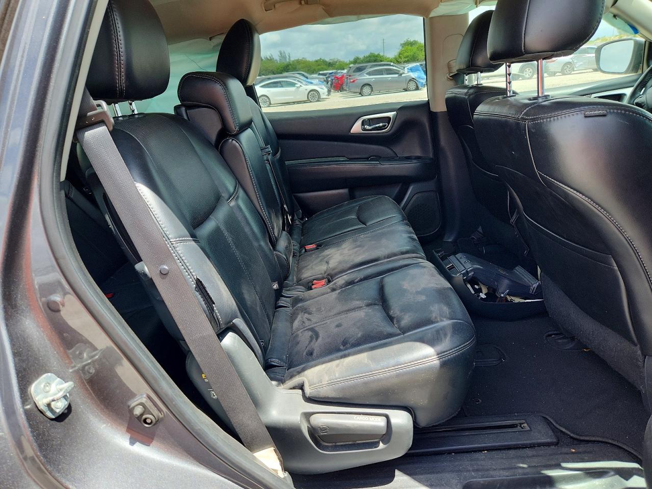 2019 NISSAN PATHFINDER