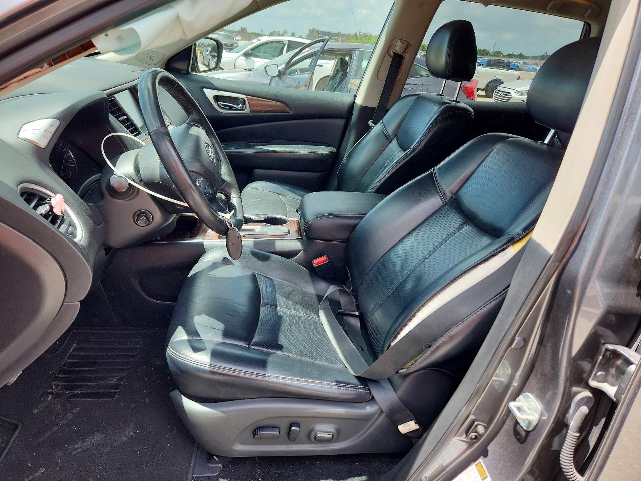2019 NISSAN PATHFINDER