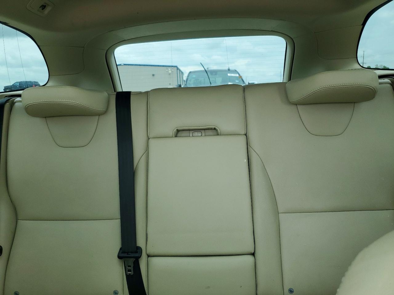 2015 VOLVO XC60