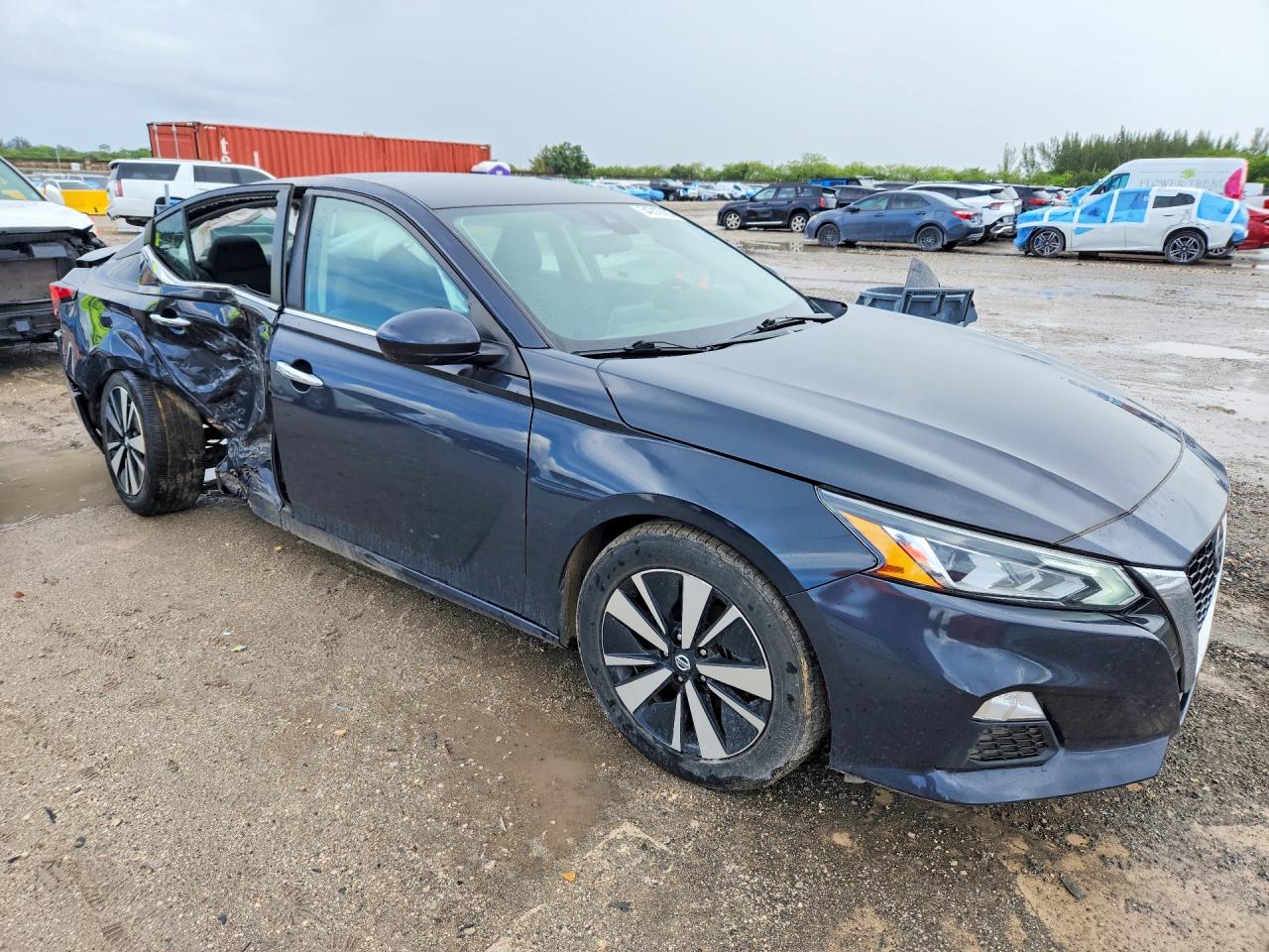 2022 NISSAN ALTIMA