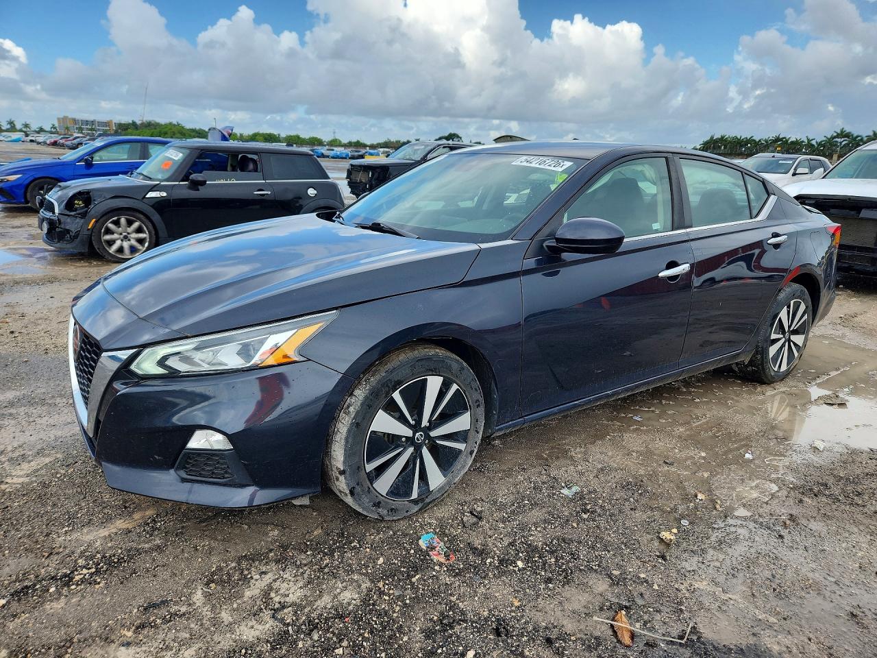 2022 NISSAN ALTIMA