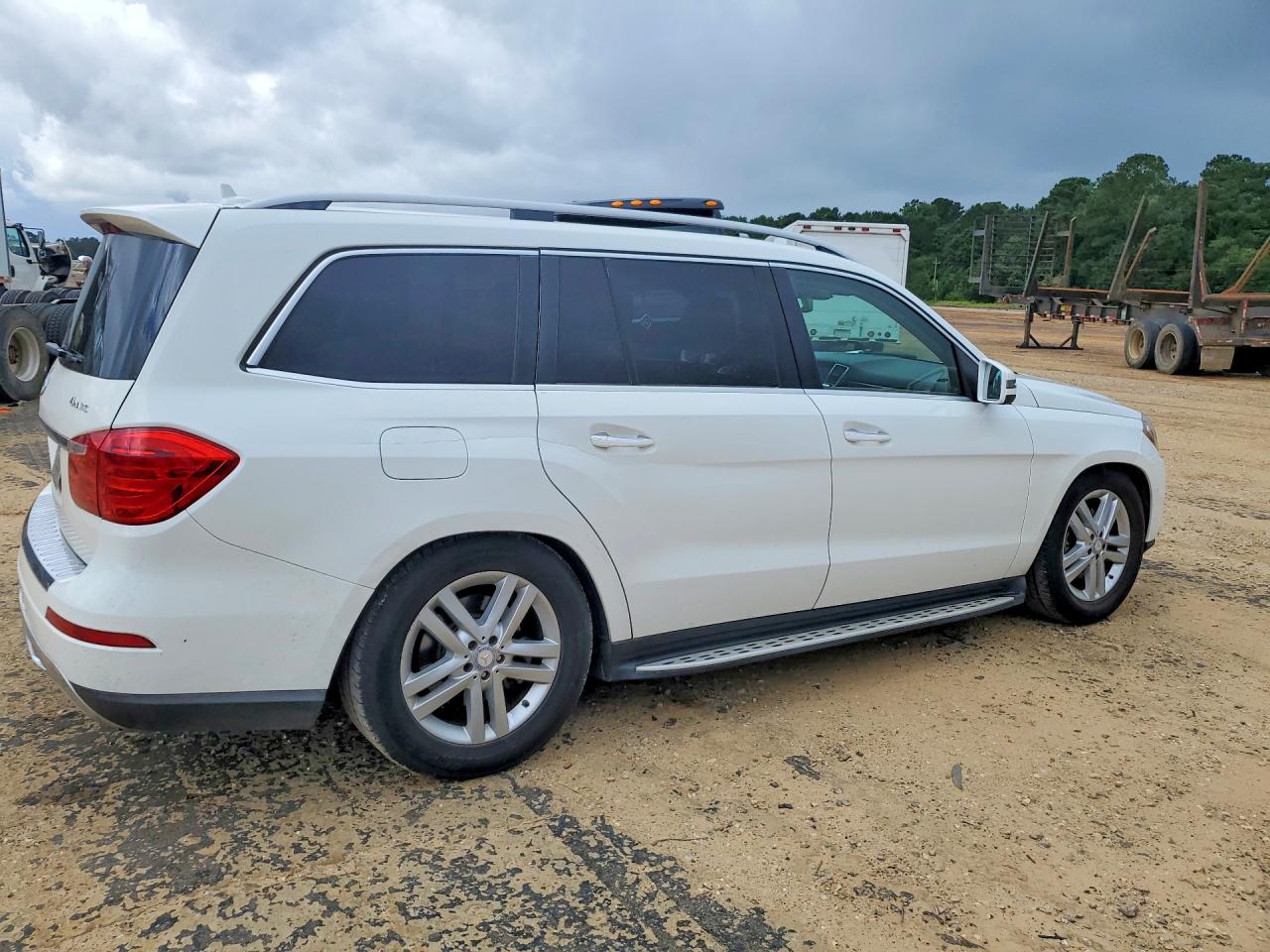 2015 MERCEDES-BENZ GL-CLASS