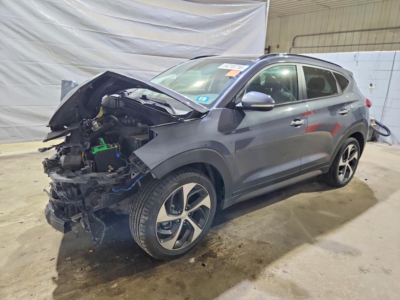 2016 HYUNDAI TUCSON