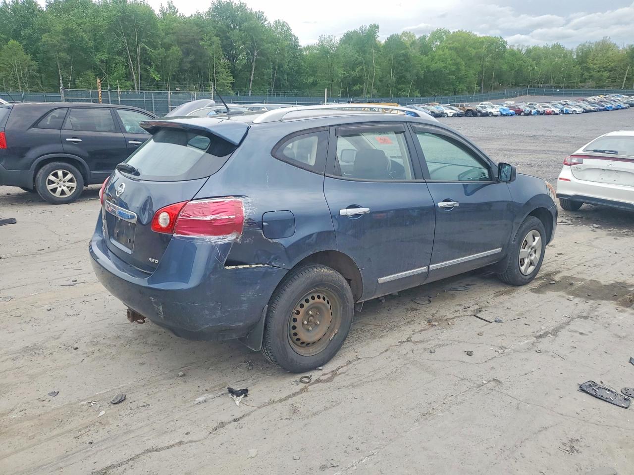 2014 NISSAN ROGUE