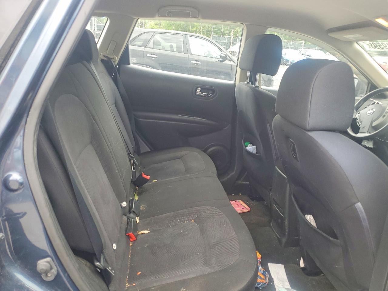 2014 NISSAN ROGUE
